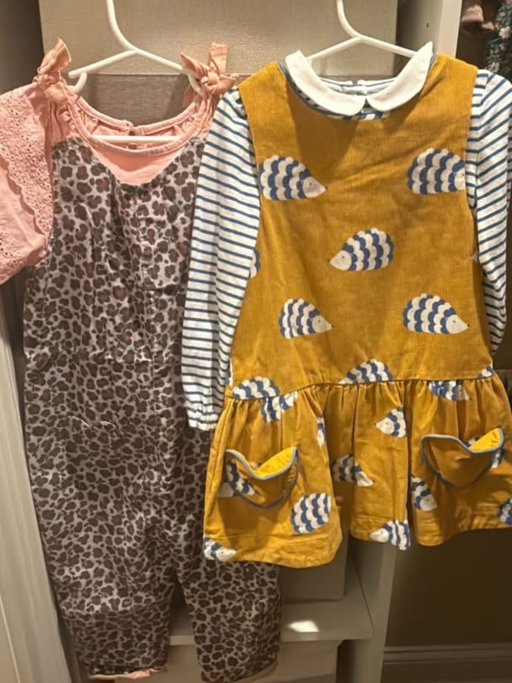 Boden bundle cheetah print overalls and hedgehog pinnie size 3/4 fall transition